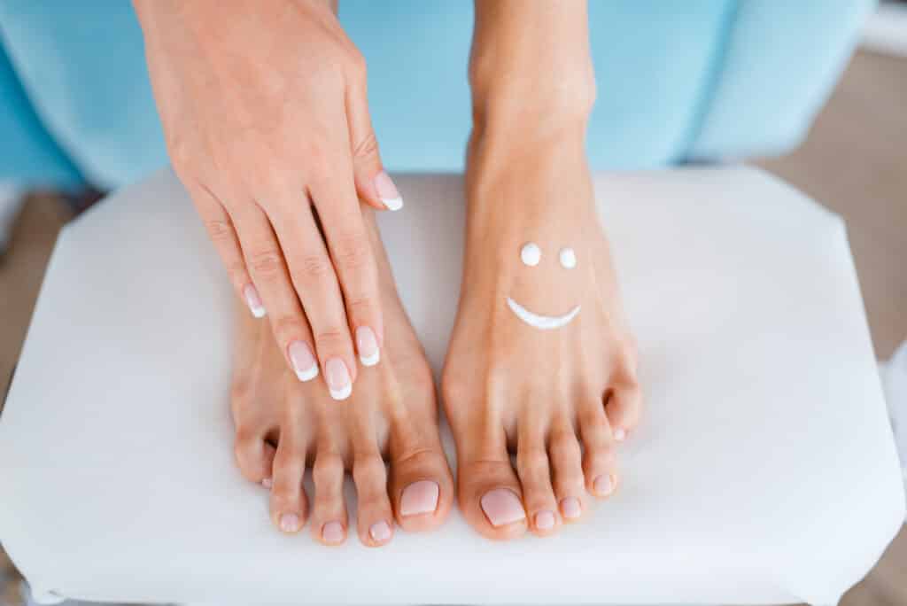 smiling feet